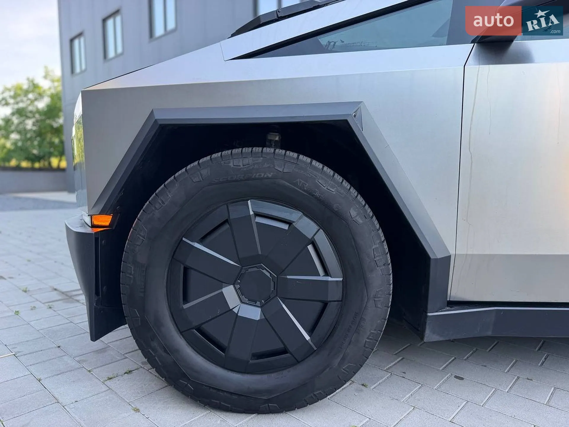 2024 Tesla Cybertruck - мініатюра 6
