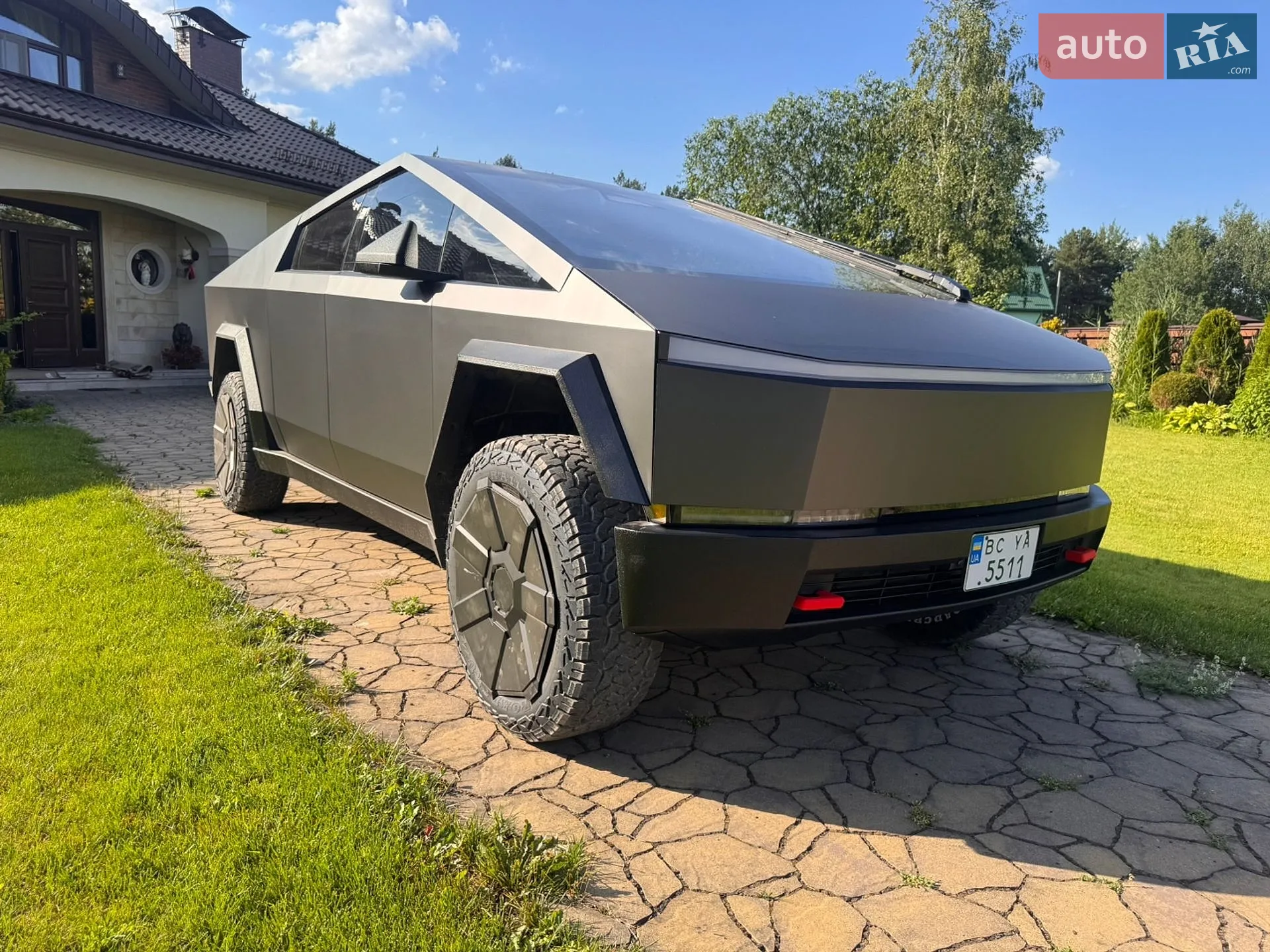 2024 Tesla Cybertruck - мініатюра 10