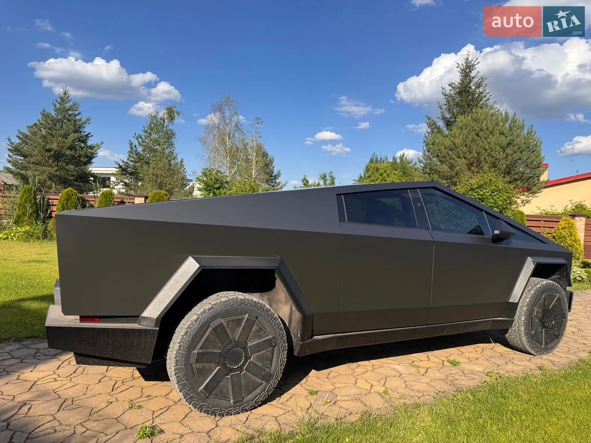 2024 Tesla Cybertruck - мініатюра 8