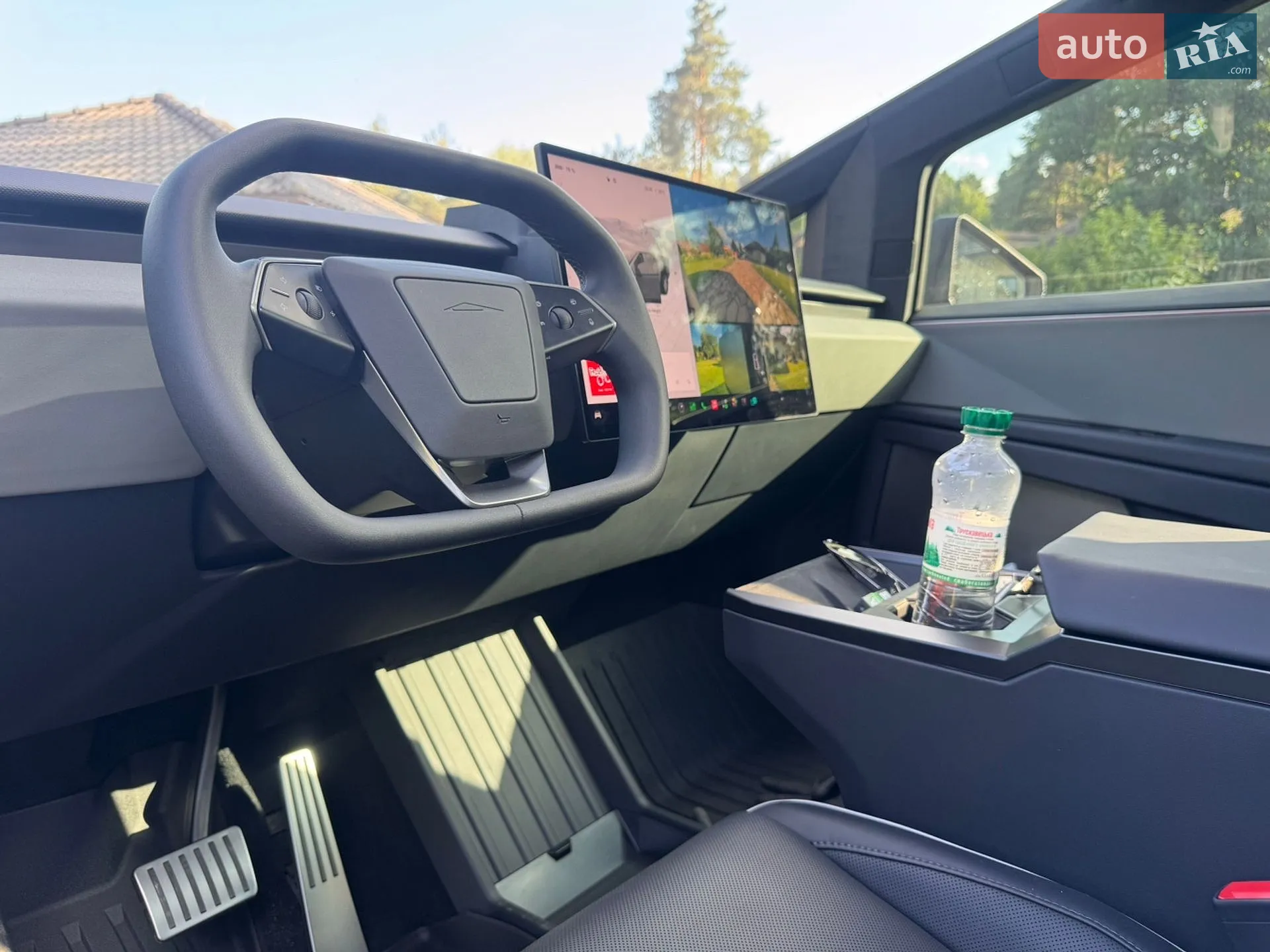 2024 Tesla Cybertruck - мініатюра 19
