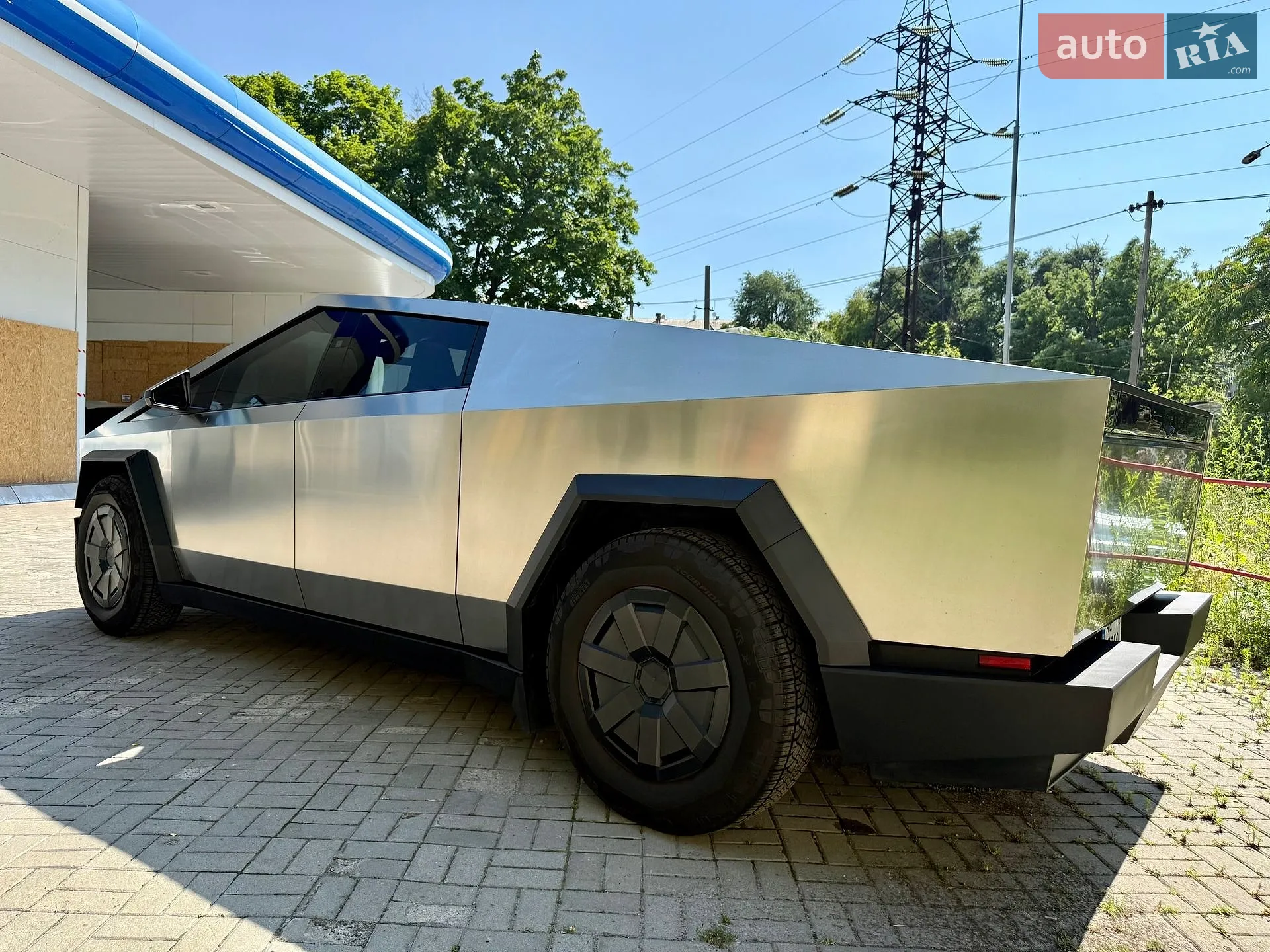 2024 Tesla Cybertruck - мініатюра 13