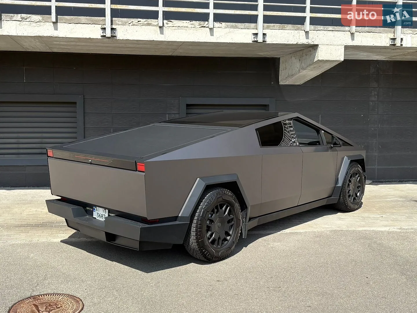 2024 Tesla Cybertruck - мініатюра 7