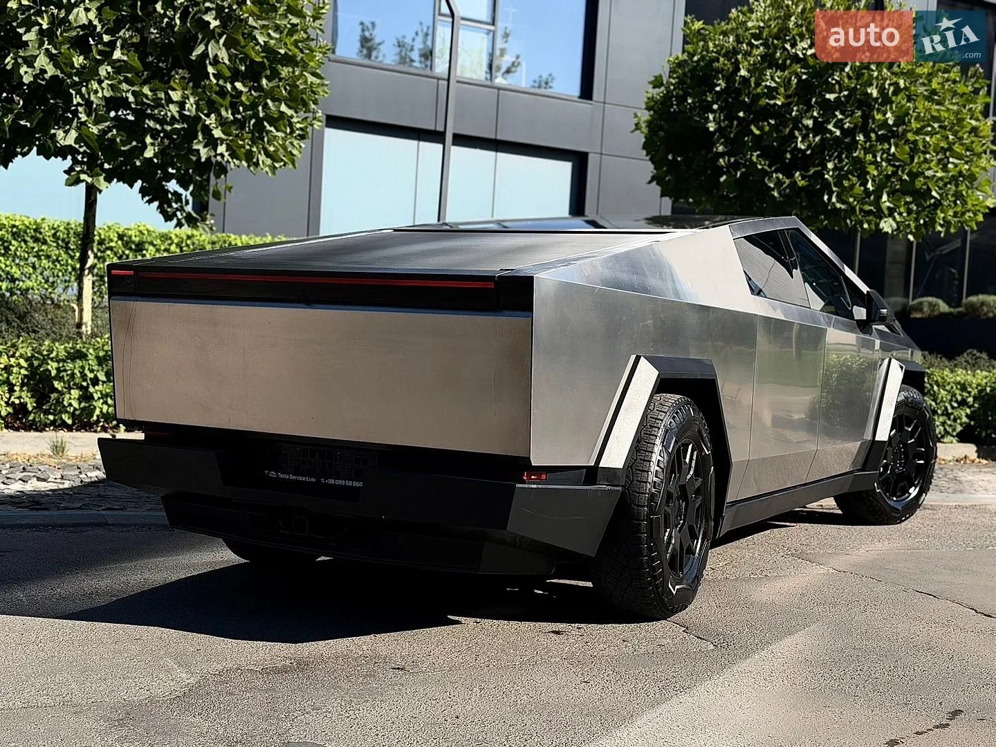 2024 Tesla Cybertruck - мініатюра 14