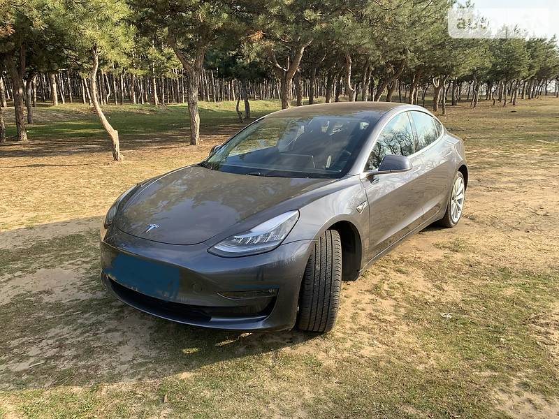 Седан Tesla Model 3 2018 в Запорожье