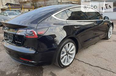 Седан Tesla Model 3 2018 в Одессе