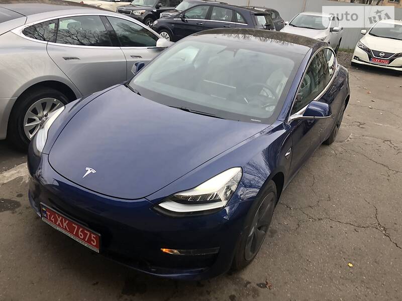 Хэтчбек Tesla Model 3 2019 в Одессе