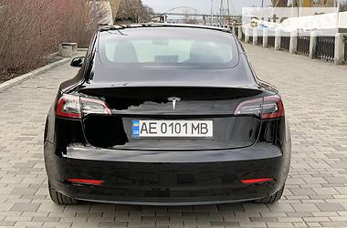 Седан Tesla Model 3 2018 в Днепре