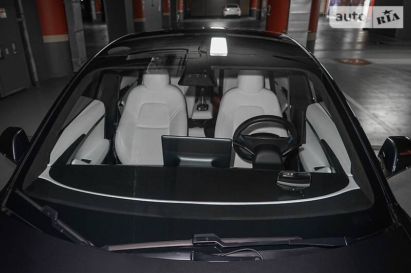 Седан Tesla Model 3 2019 в Києві фото 12 Седан Tesla Model 3 2019 в Києві