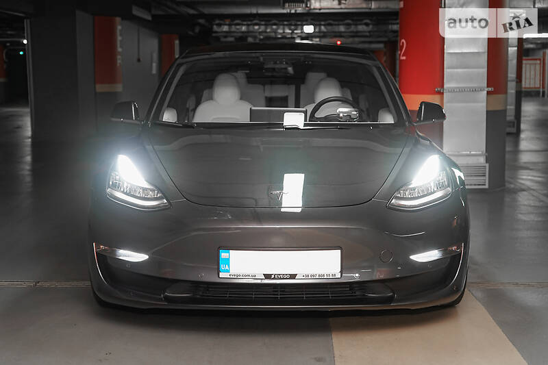 Седан Tesla Model 3 2019 в Києві фото 4 Седан Tesla Model 3 2019 в Києві