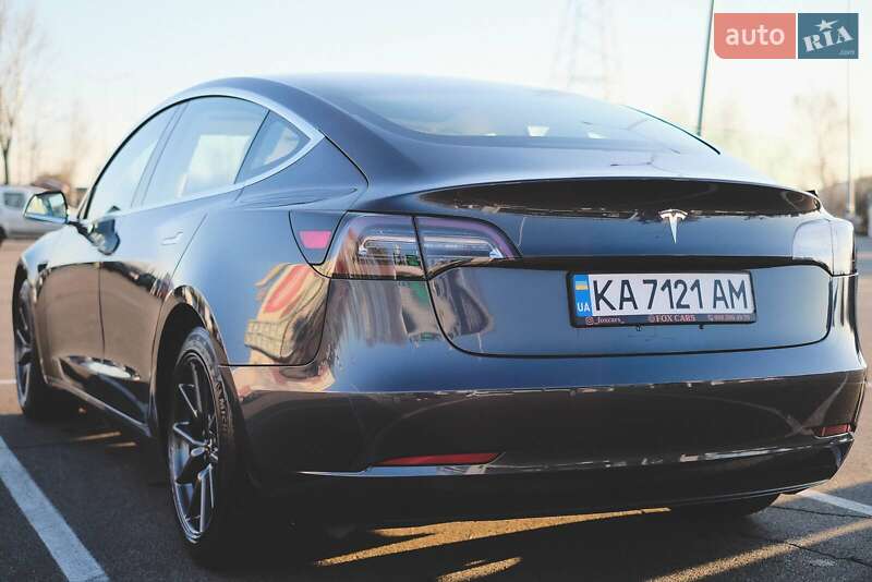 Седан Tesla Model 3 2018 в Киеве фото 22 Седан Tesla Model 3 2018 в Киеве