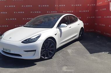 Хетчбек Tesla Model 3 2020 в Києві