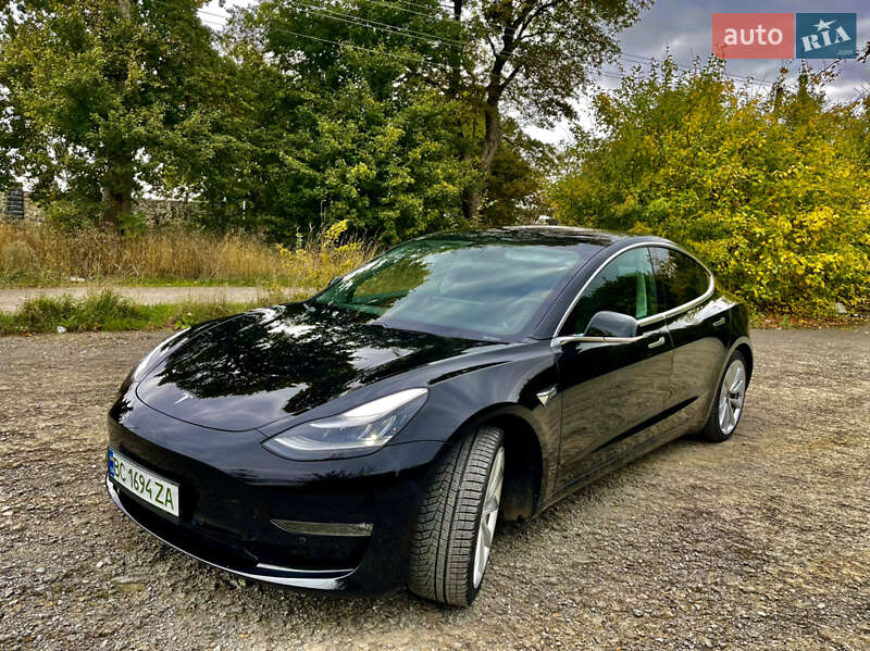 Седан Tesla Model 3 2019 в Тернополе