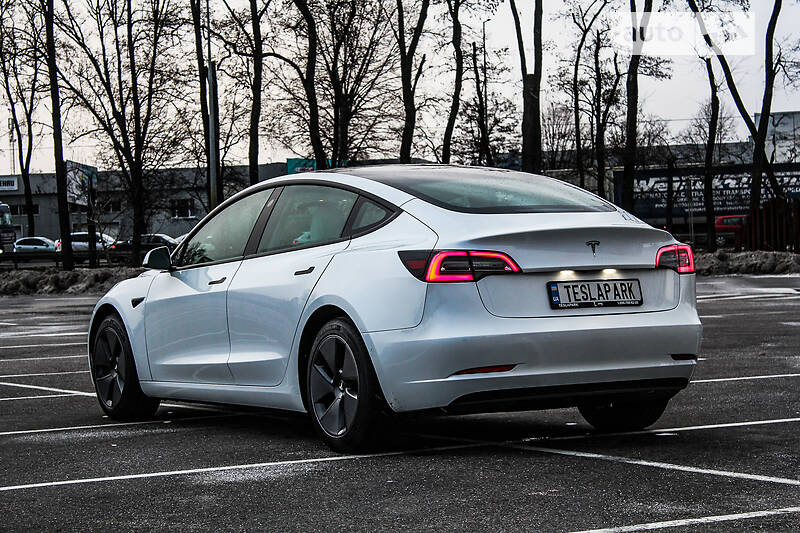 Седан Tesla Model 3 2021 в Киеве фото 6 Седан Tesla Model 3 2021 в Киеве