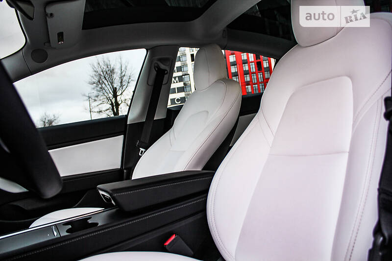 Седан Tesla Model 3 2021 в Киеве фото 14 Седан Tesla Model 3 2021 в Киеве