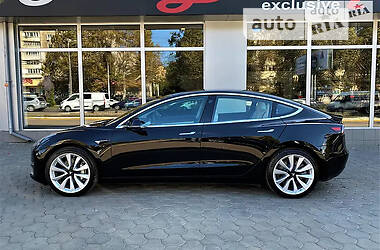 Седан Tesla Model 3 2018 в 