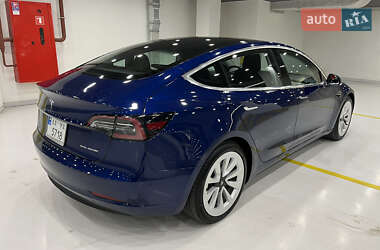 Седан Tesla Model 3 2018 в Киеве