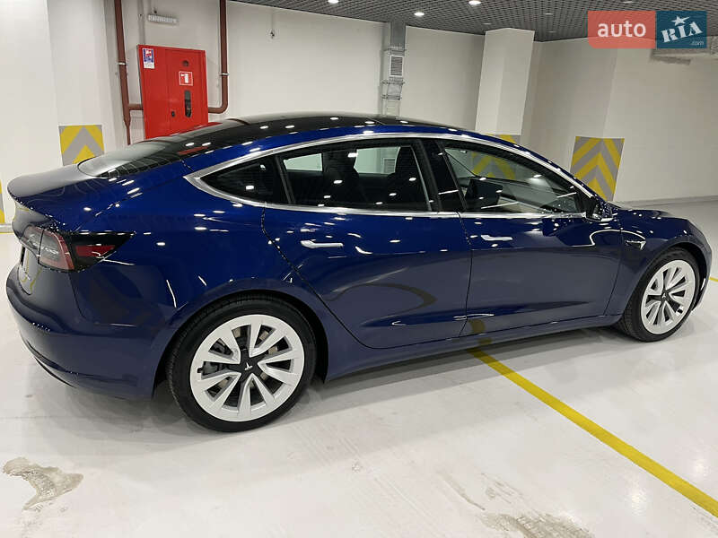 Седан Tesla Model 3 2018 в Киеве фото 20 Седан Tesla Model 3 2018 в Киеве