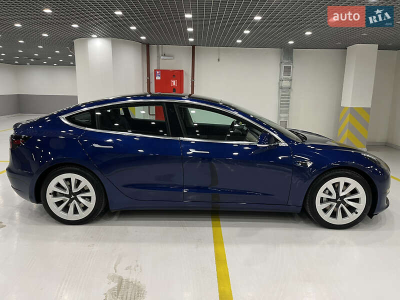 Седан Tesla Model 3 2018 в Киеве фото 21 Седан Tesla Model 3 2018 в Киеве