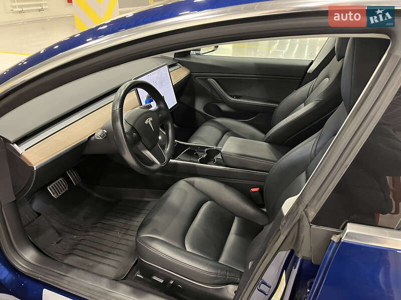 Седан Tesla Model 3 2018 в Киеве фото 25 Седан Tesla Model 3 2018 в Киеве