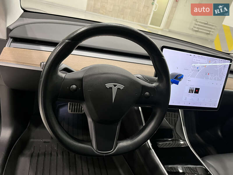 Седан Tesla Model 3 2018 в Киеве фото 26 Седан Tesla Model 3 2018 в Киеве