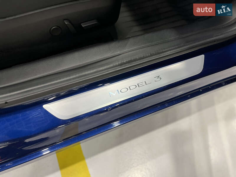 Седан Tesla Model 3 2018 в Киеве фото 39 Седан Tesla Model 3 2018 в Киеве
