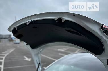 Седан Tesla Model 3 2020 в 