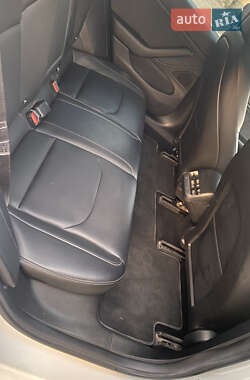 Седан Tesla Model 3 2018 в 