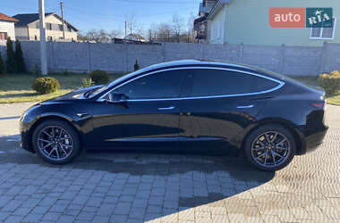 Седан Tesla Model 3 2019 в Долине