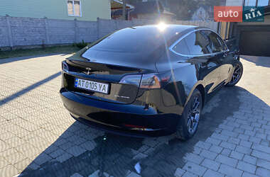 Седан Tesla Model 3 2019 в Долине