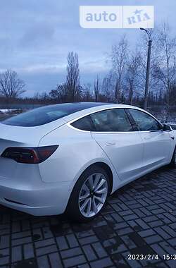 Седан Tesla Model 3 2019 в Кременчуці