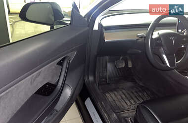 Седан Tesla Model 3 2018 в 