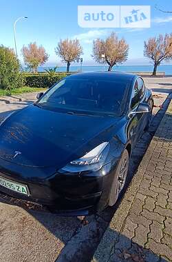 Седан Tesla Model 3 2018 в Харькове