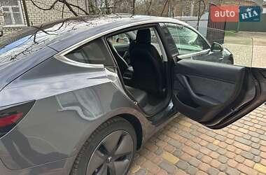 Седан Tesla Model 3 2018 в Кропивницком