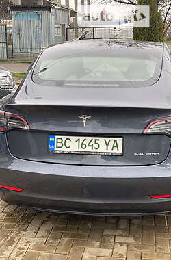 Седан Tesla Model 3 2021 в Хмельницком