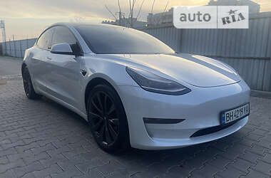 Седан Tesla Model 3 2019 в Одессе