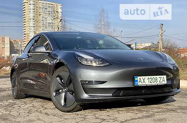 Седан Tesla Model 3 2019 в Харкові