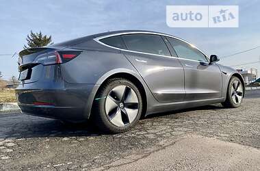 Седан Tesla Model 3 2019 в Харкові