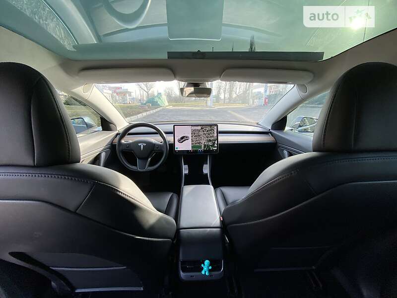 Седан Tesla Model 3 2019 в Харкові