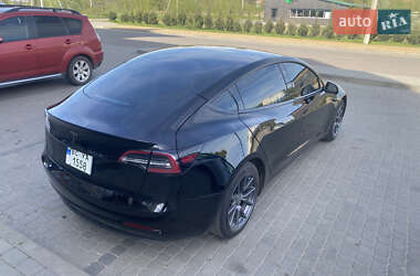 Седан Tesla Model 3 2019 в Шептицькому