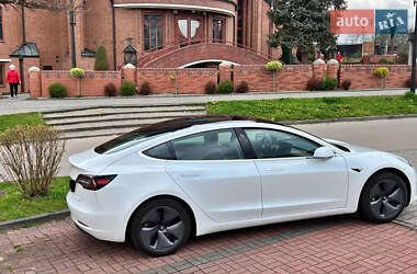 Седан Tesla Model 3 2018 в Києві