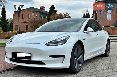 Седан Tesla Model 3 2018 в Києві