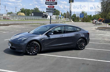 tesla model-3 2021 в Умань від професійного продавця Максим
