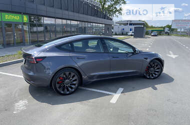 Седан Tesla Model 3 2021 в Киеве