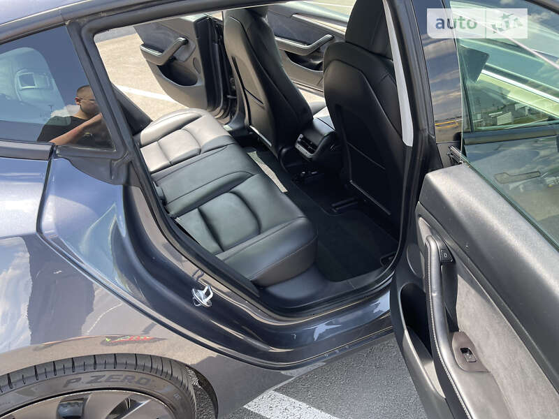 Седан Tesla Model 3 2021 в Киеве фото 38 Седан Tesla Model 3 2021 в Киеве