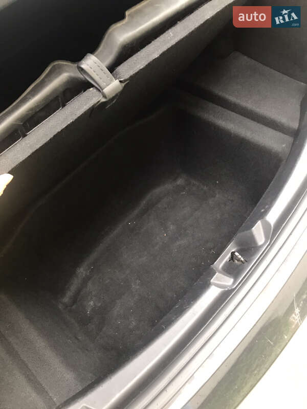 Седан Tesla Model 3 2018 в Одессе