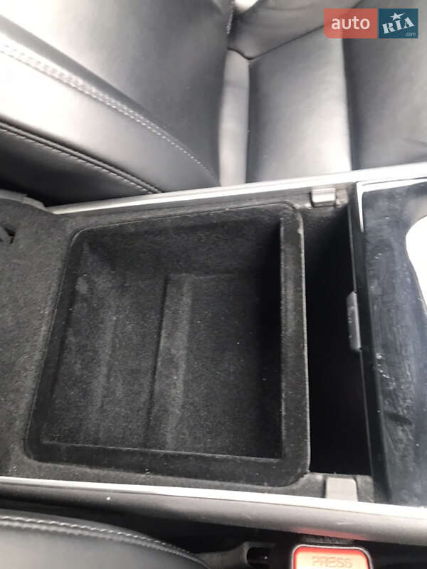 Седан Tesla Model 3 2018 в Одессе