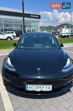 Седан Tesla Model 3 2019 в Мукачево