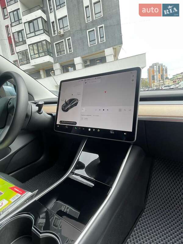 Седан Tesla Model 3 2020 в Львове фото 8 Седан Tesla Model 3 2020 в Львове