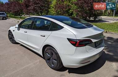 Седан Tesla Model 3 2020 в Рівному