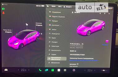 Седан Tesla Model 3 2020 в 